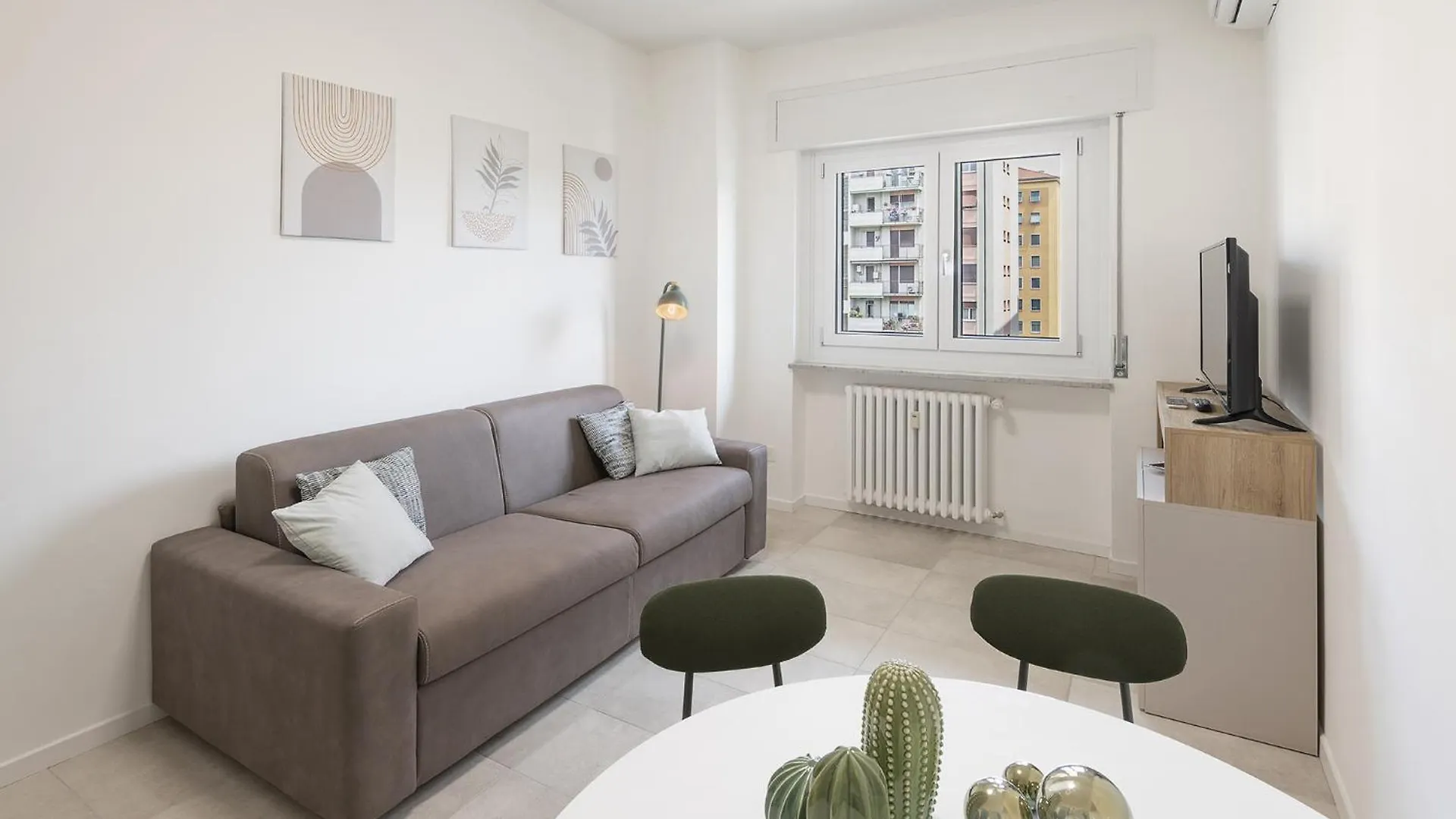 Lambrate Suite - 200 Meters From The Station Mediolan 0*,